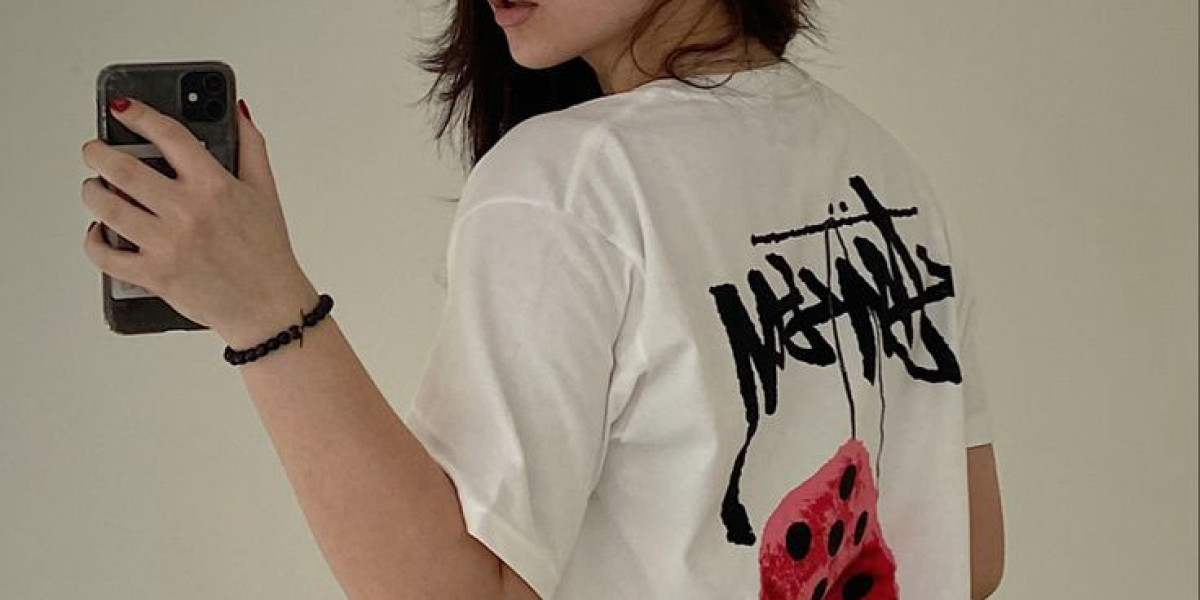 How Stussy Hoodies Became a Streetwear Style Icon