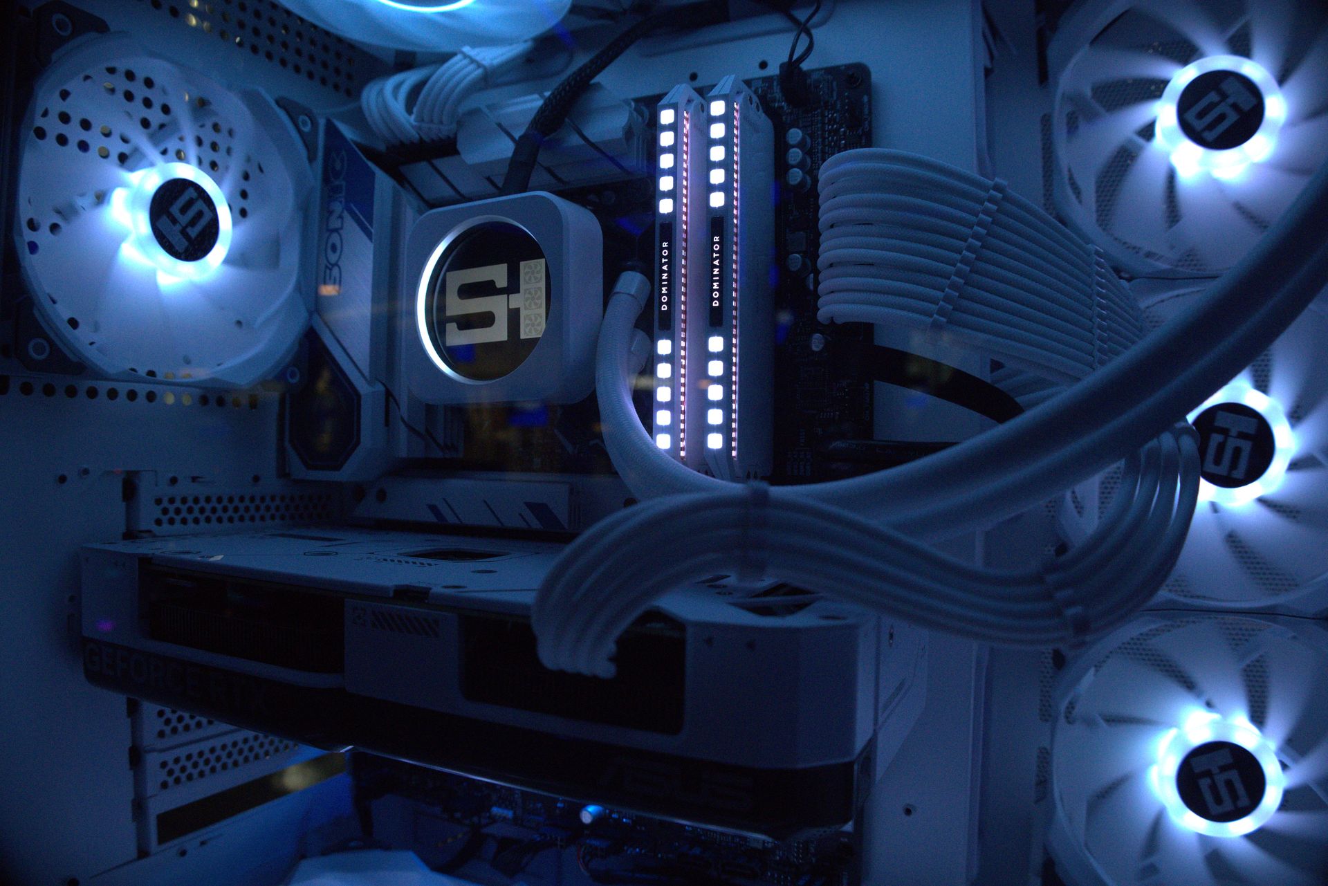 PC Gaming Suisse – Configurations sur mesure et Paiement en mensualité