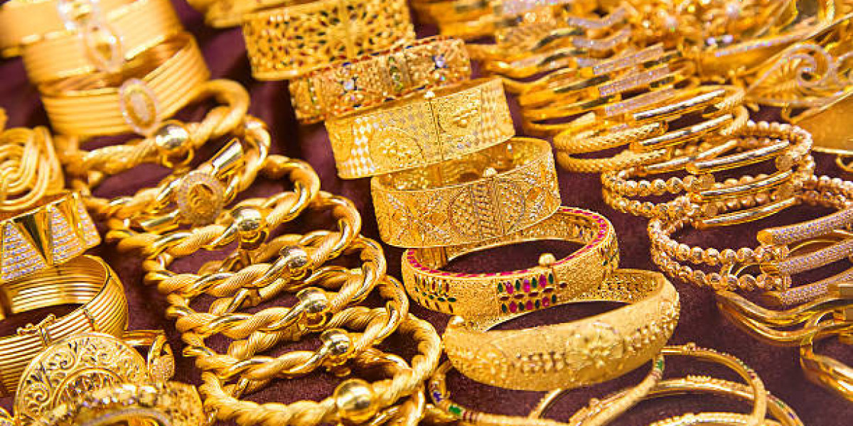 Shop at the Premier Dubai Online Gold Jewellery Store – Sana Jewellers